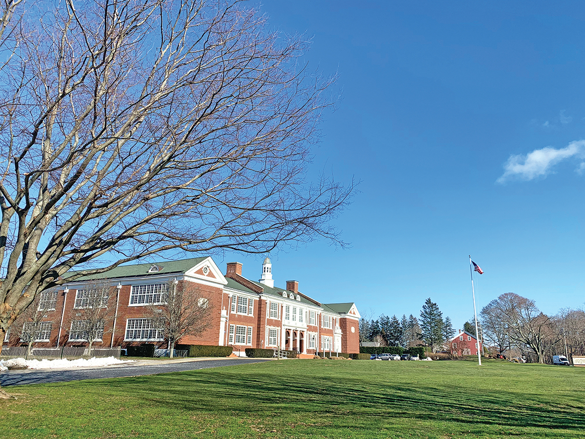 Daily Update Peconic Community School officially opens in Cutchogue